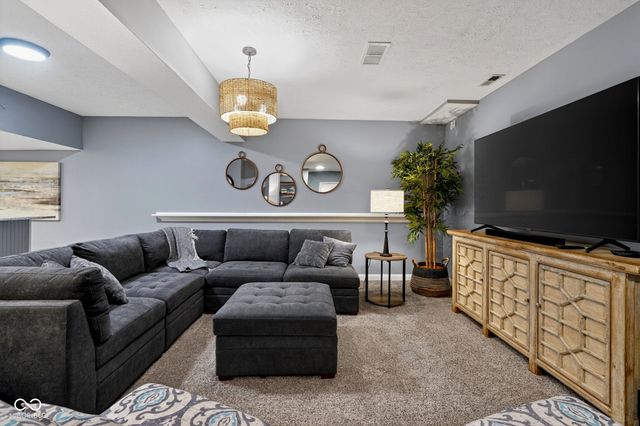 505 Pitney Drive, Noblesville, IN 46062