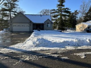 4125 Rural Street, Waterford Twp, MI 48329