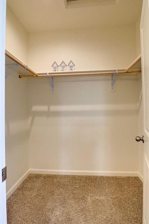 Image 28 of property listing at 4049 San Jose Avenue, Clovis, CA 93619