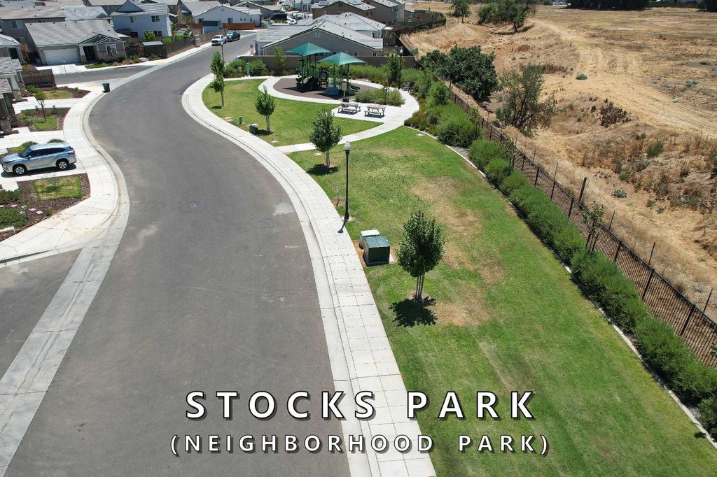 Image 42 of property listing at 4049 San Jose Avenue, Clovis, CA 93619