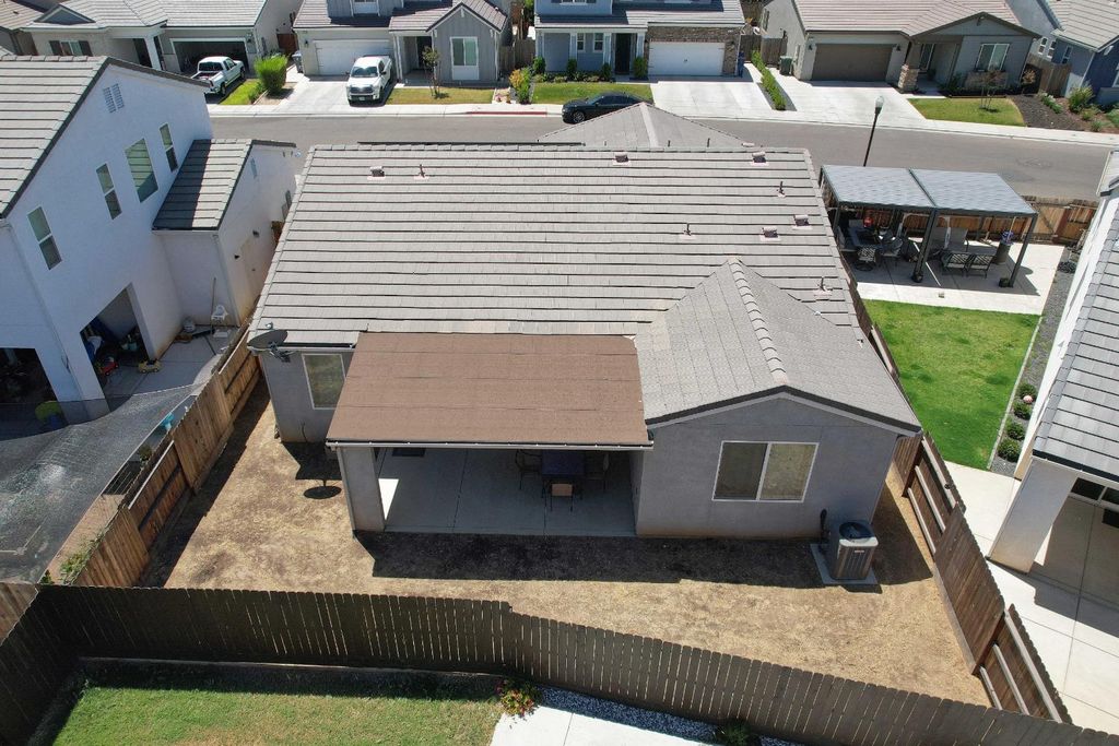 Image 55 of property listing at 4049 San Jose Avenue, Clovis, CA 93619
