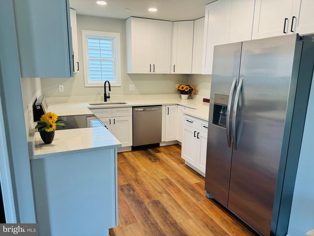 309 BROAD AVE, Glen Burnie, MD 21061