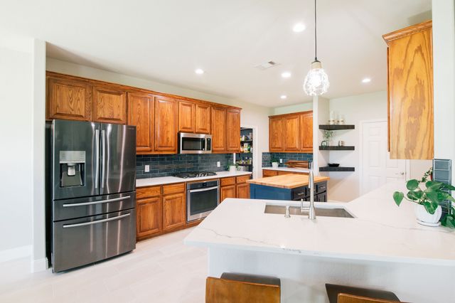 204 Country Lakes Drive, Argyle, TX 76226