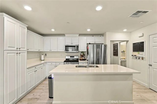 7155 Citrus Ave 374, Fontana, CA 92336