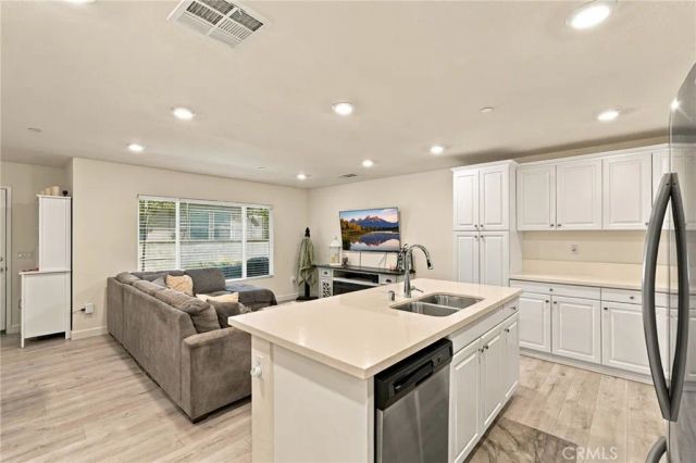 7155 Citrus Ave 374, Fontana, CA 92336