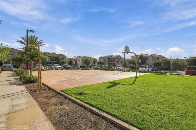 7155 Citrus Ave 374, Fontana, CA 92336