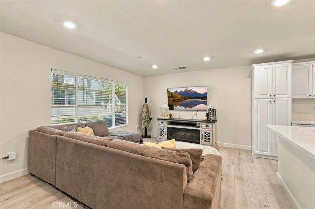7155 Citrus Ave 374, Fontana, CA 92336