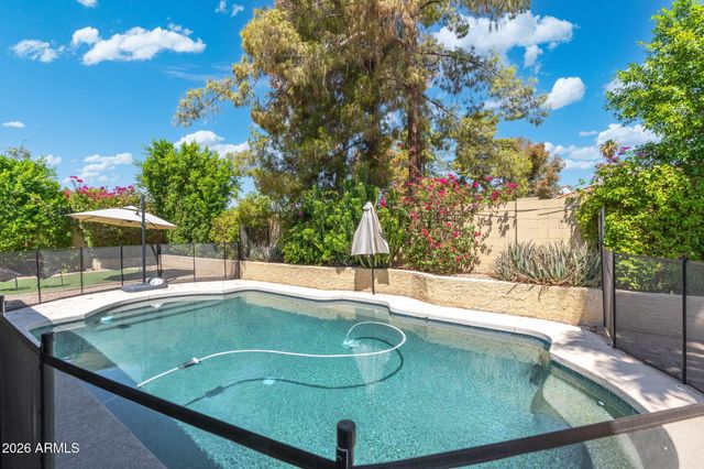 4802 E HILLERY Drive, Scottsdale, AZ 85254