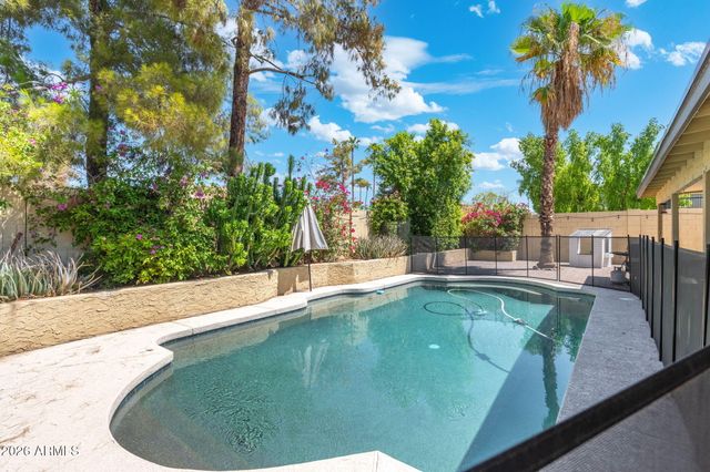 4802 E HILLERY Drive, Scottsdale, AZ 85254