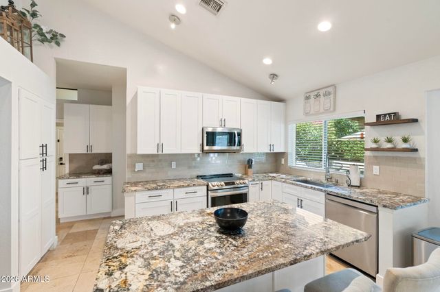 4802 E HILLERY Drive, Scottsdale, AZ 85254