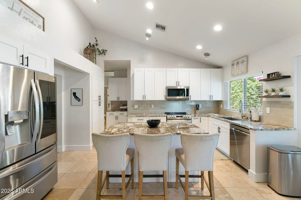 4802 E HILLERY Drive, Scottsdale, AZ 85254 — photo 4