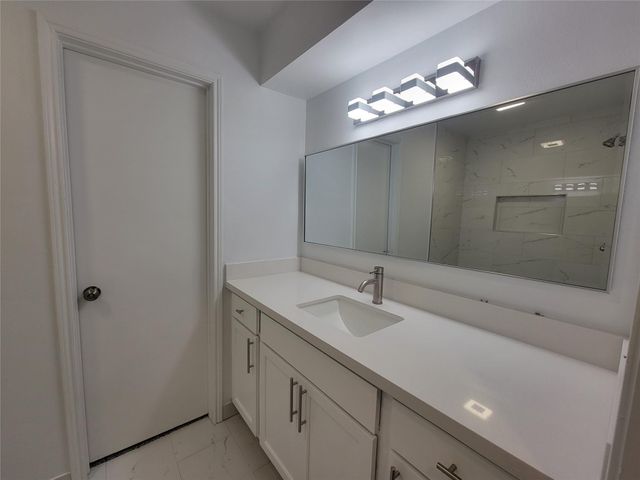 1808 Saxony Lane, Houston, TX 77058
