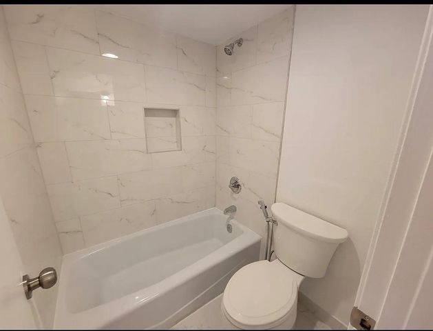 1808 Saxony Lane, Houston, TX 77058