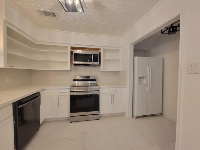 1808 Saxony Lane, Houston, TX 77058