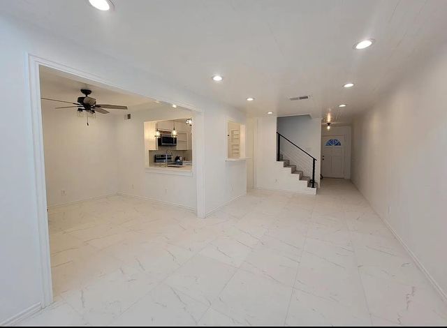 1808 Saxony Lane, Houston, TX 77058
