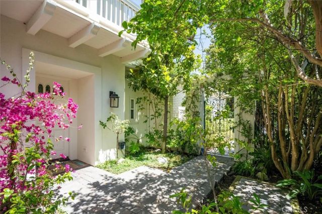 24905 Ironwood, Valencia, CA 91355
