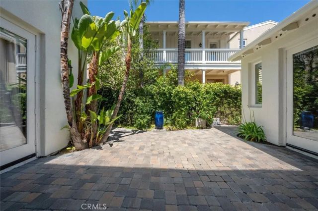24905 Ironwood, Valencia, CA 91355