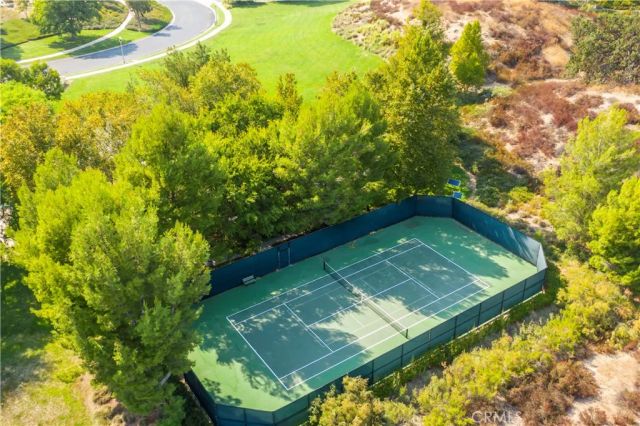 24905 Ironwood, Valencia, CA 91355