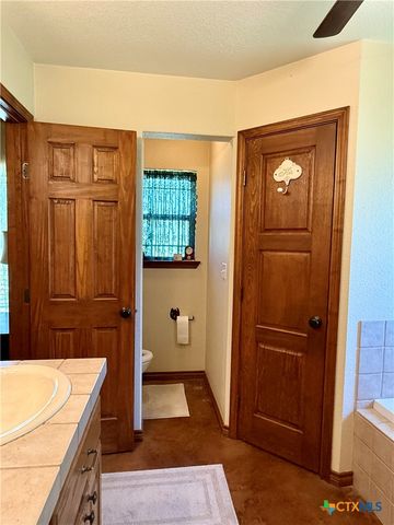 370 County Road 4126, Lampasas, TX 76550