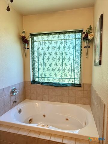 370 County Road 4126, Lampasas, TX 76550