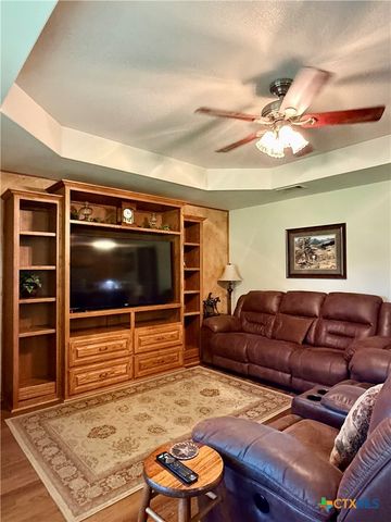 370 County Road 4126, Lampasas, TX 76550