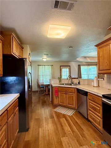 370 County Road 4126, Lampasas, TX 76550