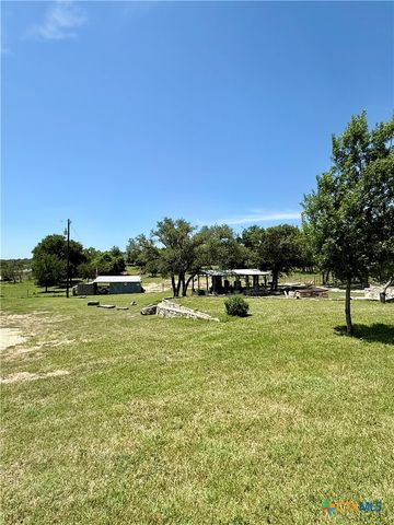 370 County Road 4126, Lampasas, TX 76550