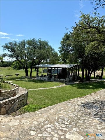 370 County Road 4126, Lampasas, TX 76550