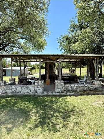 370 County Road 4126, Lampasas, TX 76550