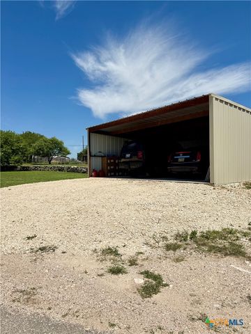 370 County Road 4126, Lampasas, TX 76550