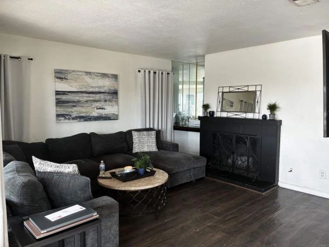 5228 MandarinDr, Oceanside, CA 92056