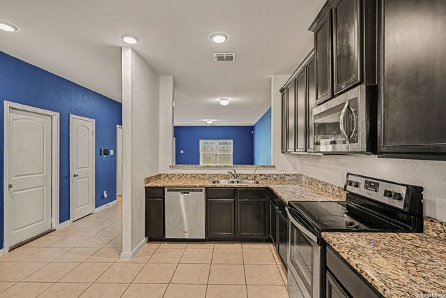 247 Azalea Way, New Braunfels, TX 78132