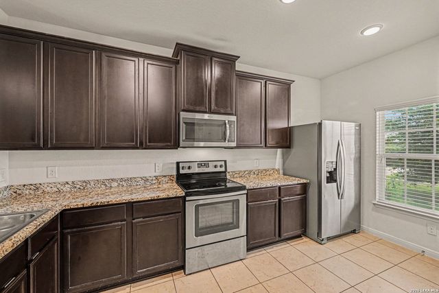 247 Azalea Way, New Braunfels, TX 78132