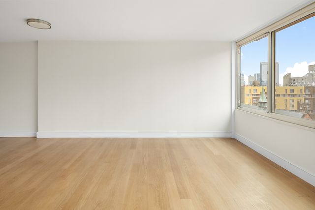 555 Main St Apt 805, New York City, NY 10044