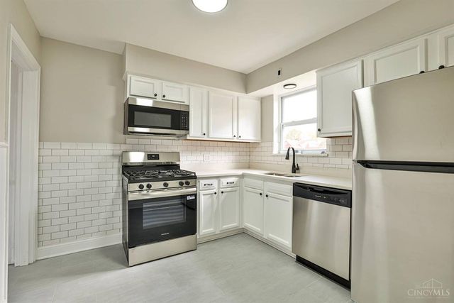 6402 Mayflower Avenue, Cincinnati, OH 45237