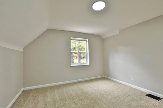 6402 Mayflower Avenue, Cincinnati, OH 45237