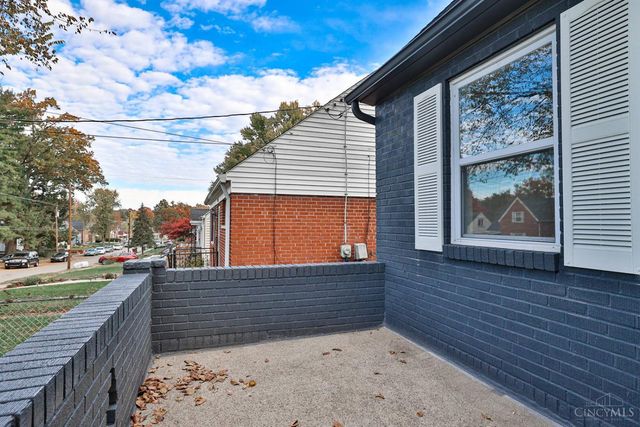 6402 Mayflower Avenue, Cincinnati, OH 45237