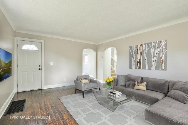 6402 Mayflower Avenue, Cincinnati, OH 45237