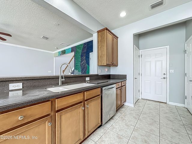 4221 CLYBOURNE Lane, Jacksonville, FL 32216