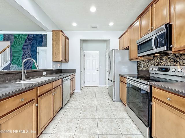 4221 CLYBOURNE Lane, Jacksonville, FL 32216