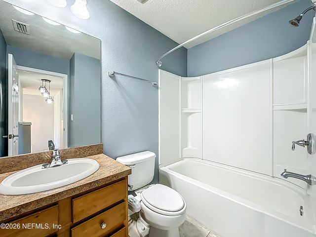 4221 CLYBOURNE Lane, Jacksonville, FL 32216