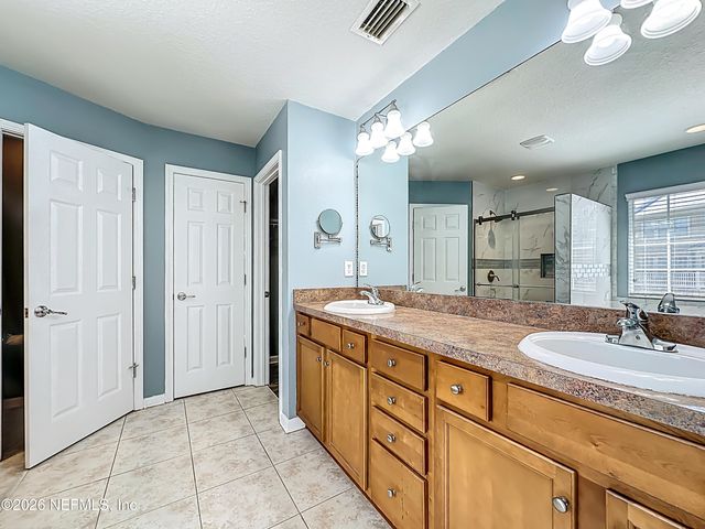 4221 CLYBOURNE Lane, Jacksonville, FL 32216