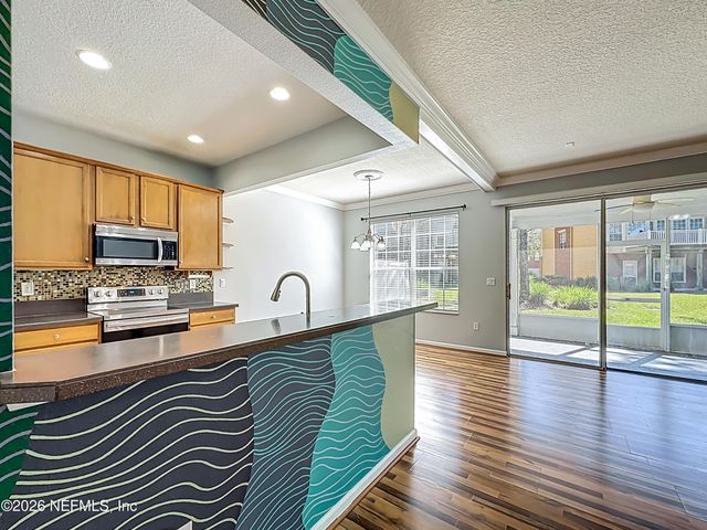 4221 CLYBOURNE Lane, Jacksonville, FL 32216