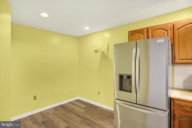 4713-A CHARLES RD, Mechanicsburg, PA 17050