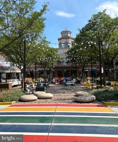 401 N EDGEWOOD ST, Arlington, VA 22201