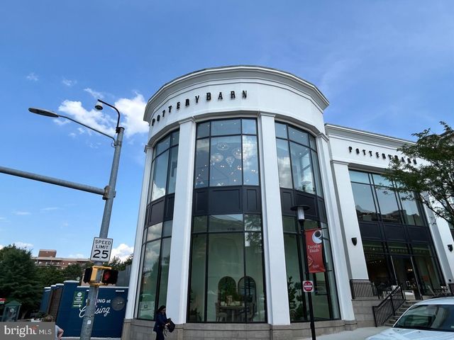 401 N EDGEWOOD ST, Arlington, VA 22201