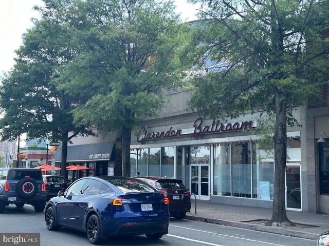 401 N EDGEWOOD ST, Arlington, VA 22201