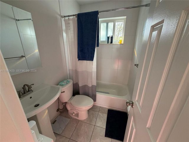 3055 SW 1st Ave 201, Miami, FL 33129