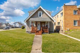 1448 Hervey Avenue, North Chicago, IL 60064