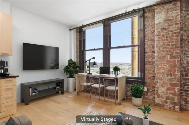460 S Spring 1008, Los Angeles, CA 90013